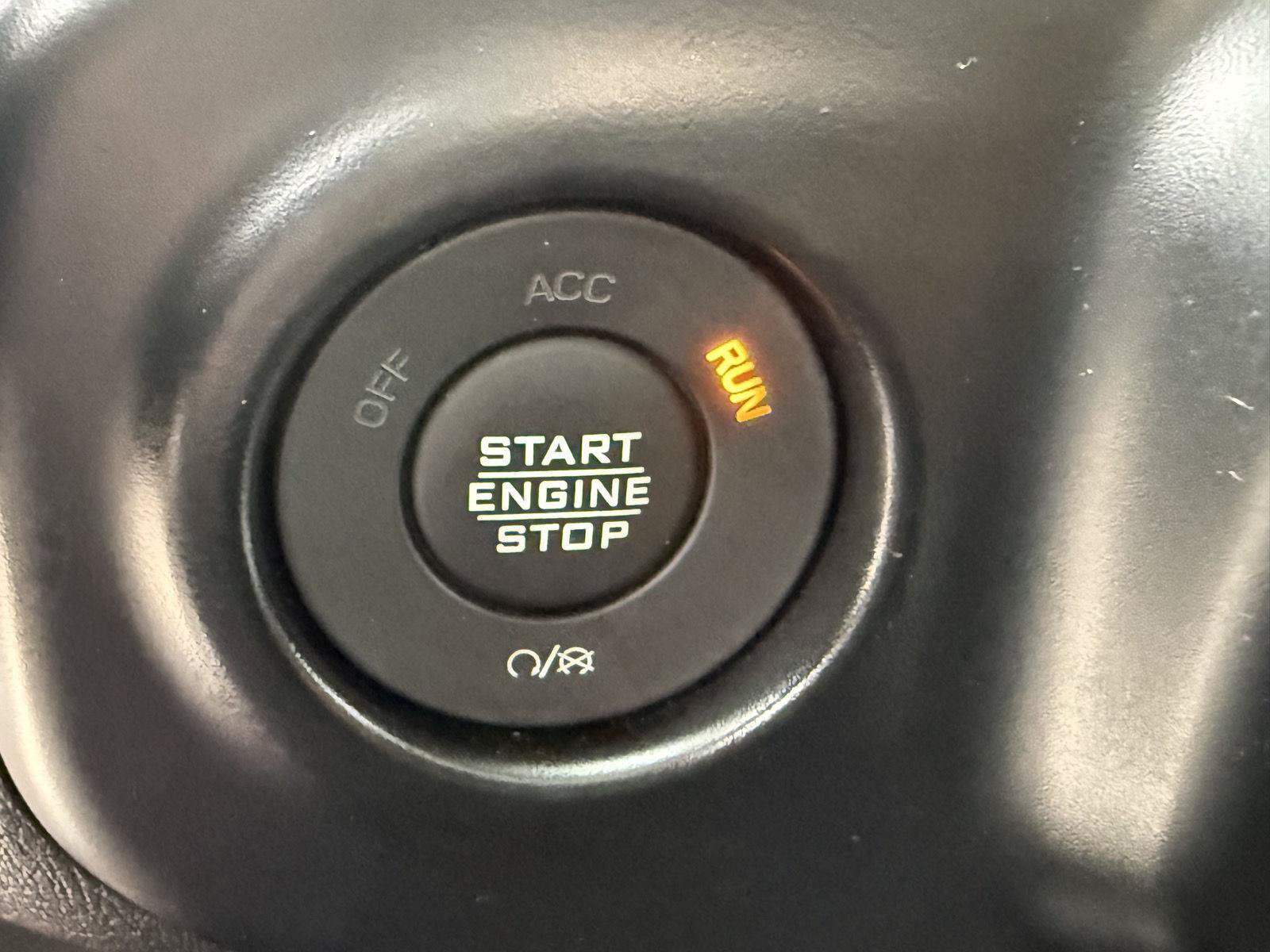 Used 2023 Jeep Wrangler Unlimited Sport AWD/4WD image 27