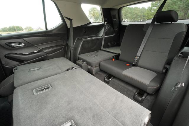 Used 2019 Chevrolet Traverse LS image 28