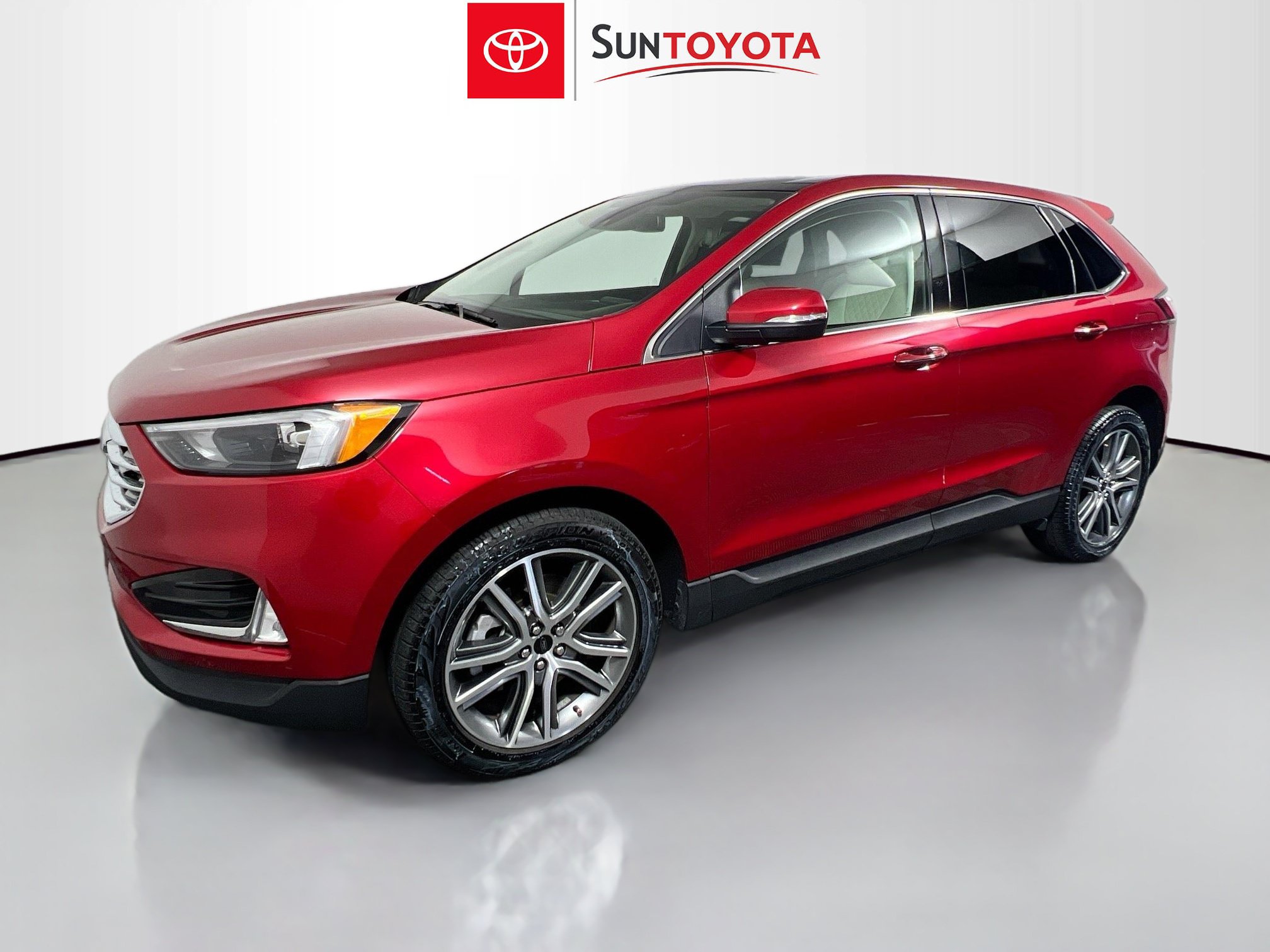 Used 2024 Ford Edge Titanium AWD/4WD image 9