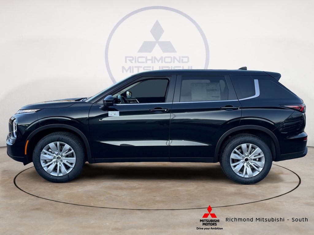 New 2026 Mitsubishi Outlander ES image 6