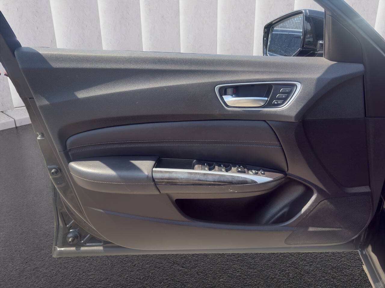 Used 2020 Acura TLX FWD image 11