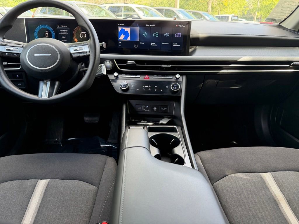 Used 2025 Hyundai Sonata SEL FWD image 12