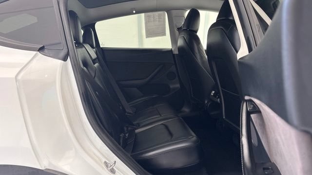 Used 2023 Tesla Model Y Long Range AWD/4WD image 25