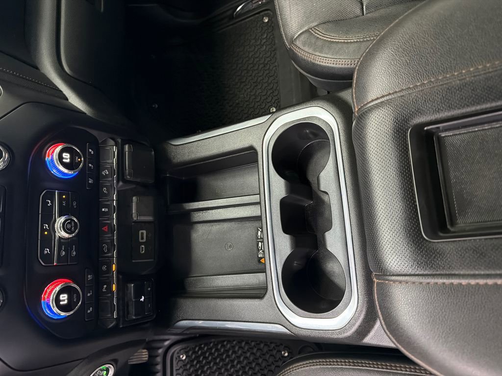 Used 2022 GMC Sierra 1500 AT4 w/ AT4 Premium Package AWD/4WD image 30