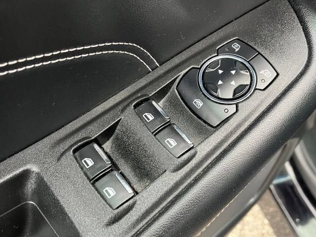 Used 2023 Ford Edge Titanium AWD/4WD image 15