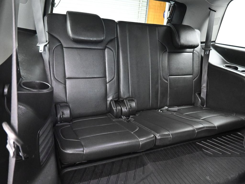 Used 2019 Chevrolet Tahoe LT w/ Luxury Package AWD/4WD image 43