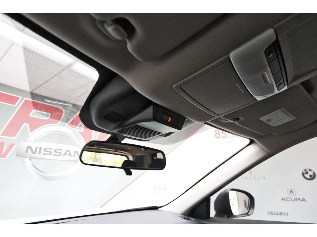 Certified 2024 Nissan Rogue S image 20