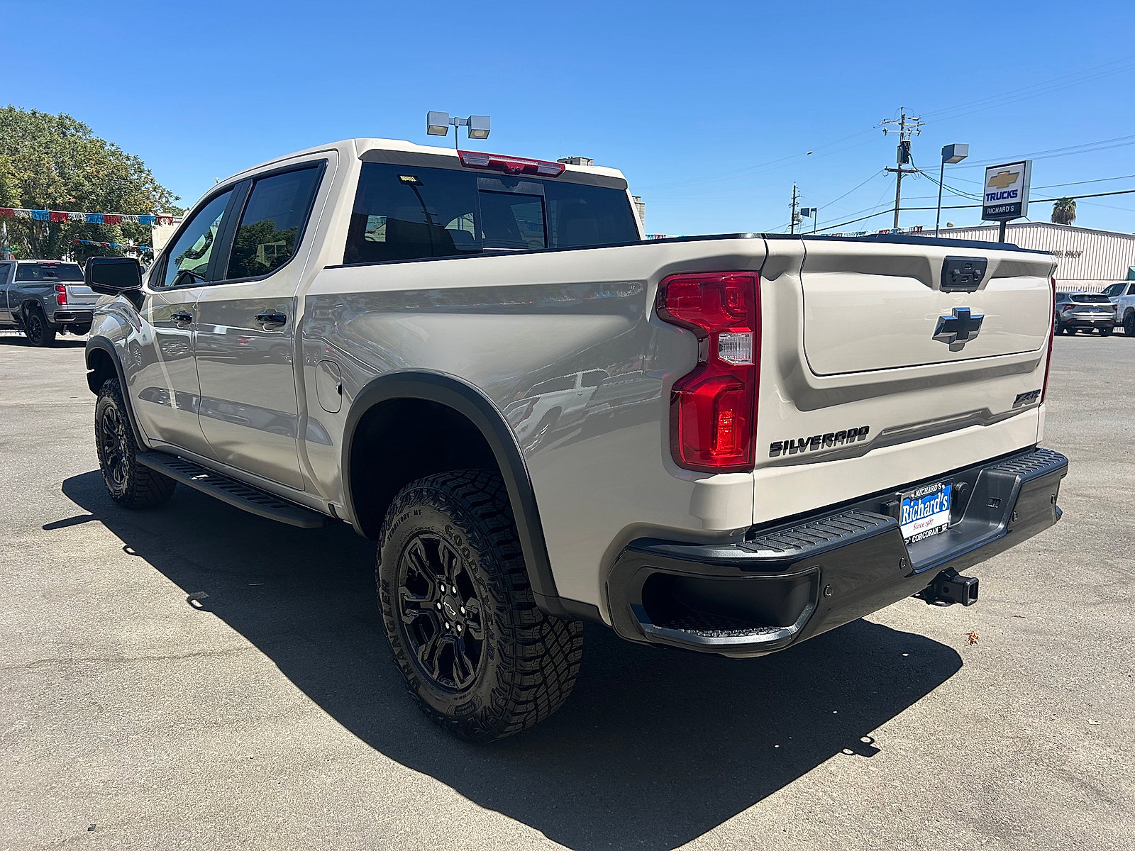 New 2026 Chevrolet Silverado 1500 ZR2 w/ Dark Appearance Package AWD/4WD image 5