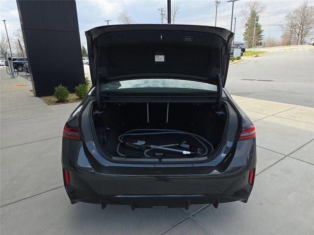 Used 2025 BMW i5 M60 w/ Premium Package AWD/4WD image 6