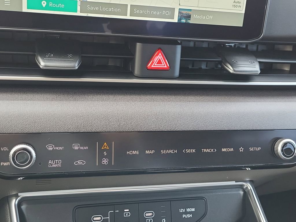 New 2026 Kia Carnival EX image 23