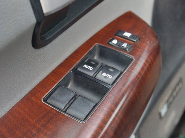 Used 2012 Toyota Sequoia Platinum image 13