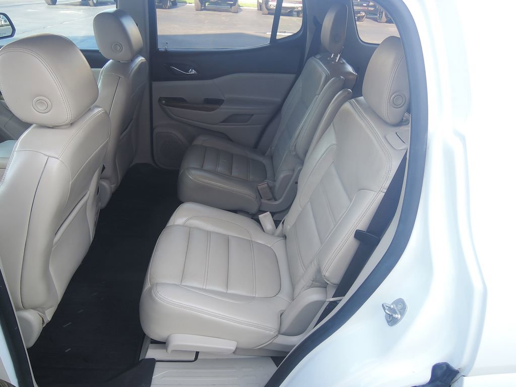 Used 2017 GMC Acadia Denali w/ Technology Package AWD/4WD image 27