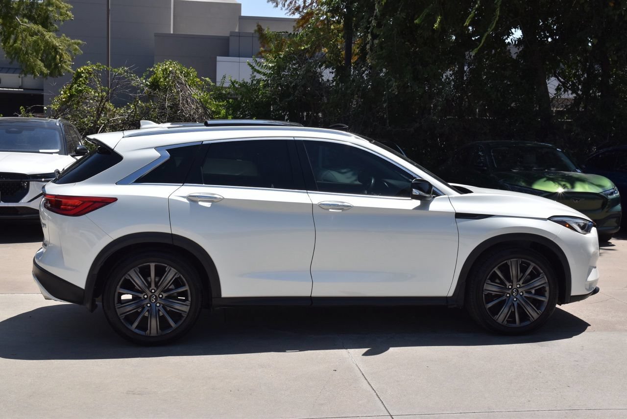 Used 2020 INFINITI QX50 Essential w/ Edition 30 Package FWD image 6