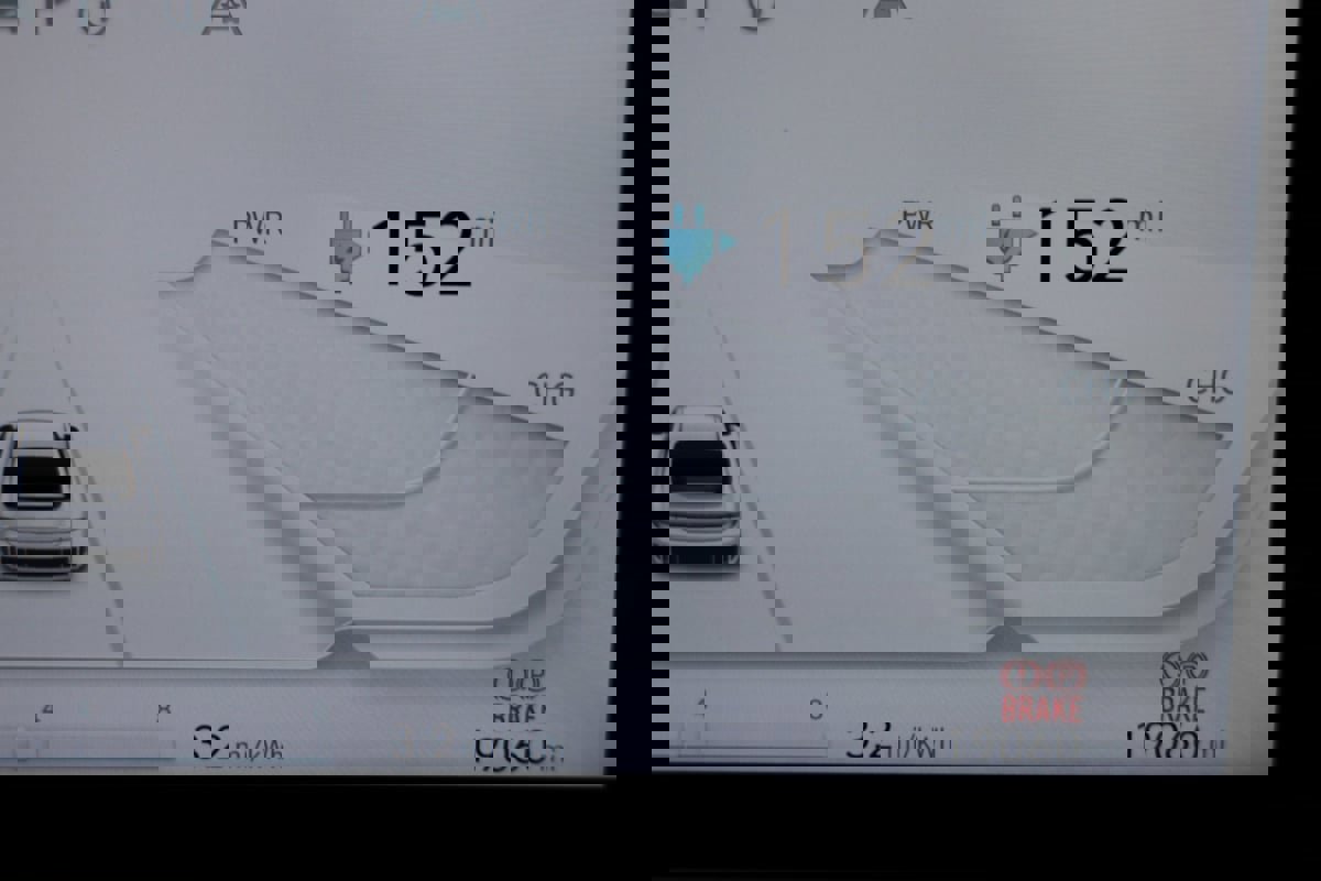 Used 2025 Hyundai Ioniq 6 Limited image 12