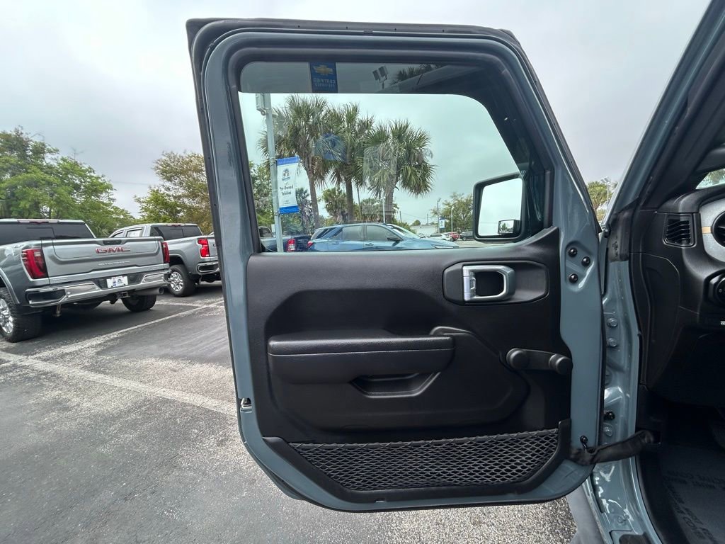 Used 2024 Jeep Gladiator Sport AWD/4WD image 29
