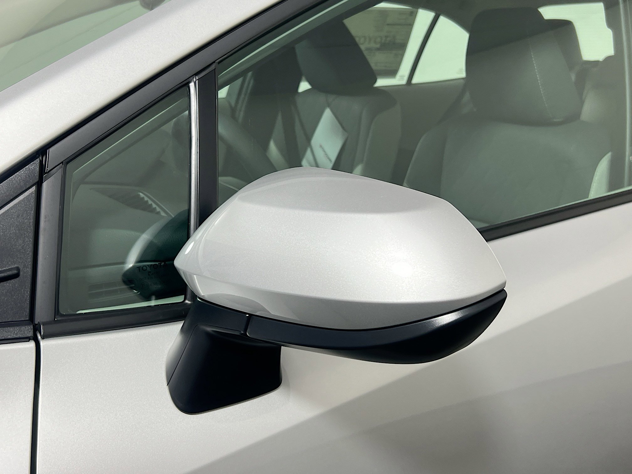 New 2025 Toyota Corolla LE image 12