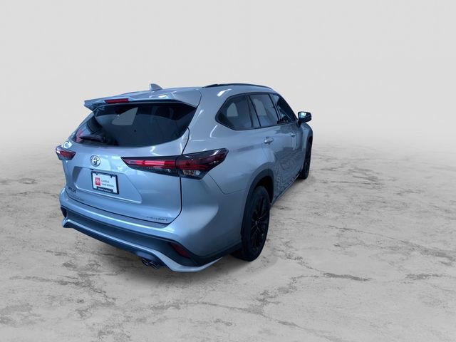 Certified 2025 Toyota Highlander XSE image 9