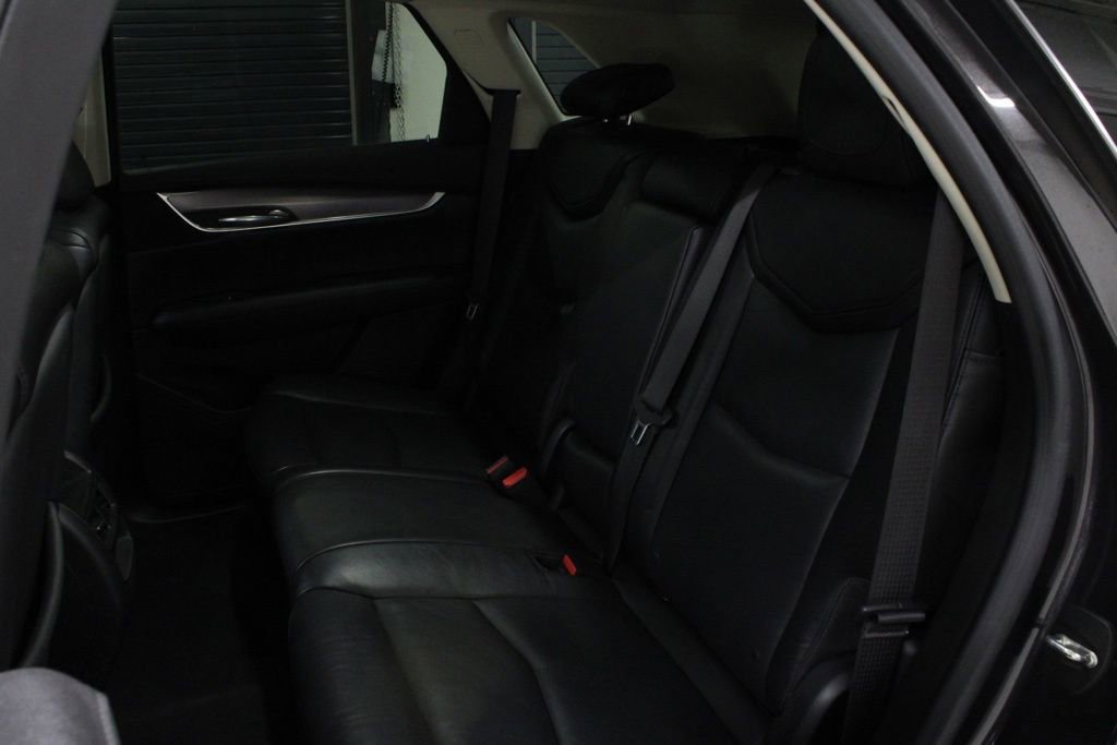 Used 2017 Cadillac XT5 Luxury w/ Driver Awareness Package image 76