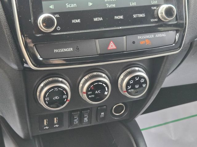 Used 2025 Mitsubishi Outlander Sport AWD image 23