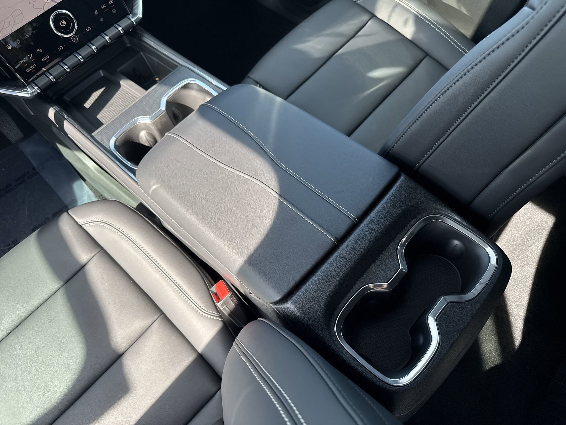 New 2026 GMC Acadia Elevation w/ Black Edition AWD/4WD image 23