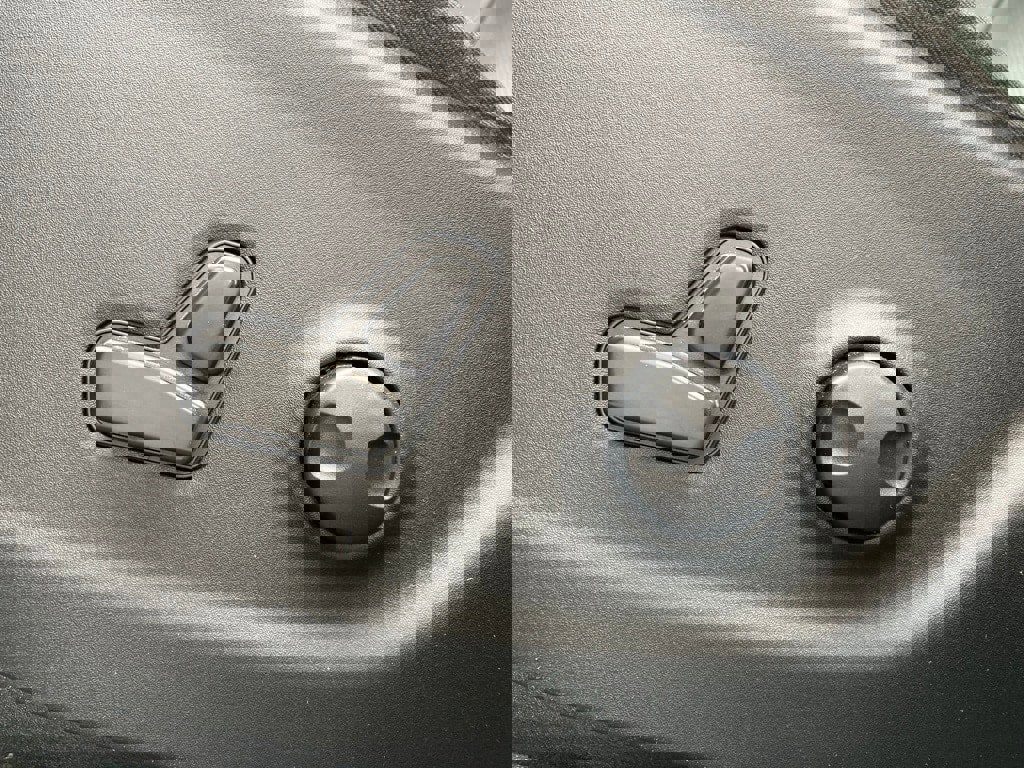 Used 2023 Jeep Cherokee Altitude Lux image 14