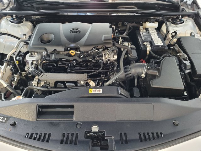 Used 2022 Toyota Camry SE FWD image 27