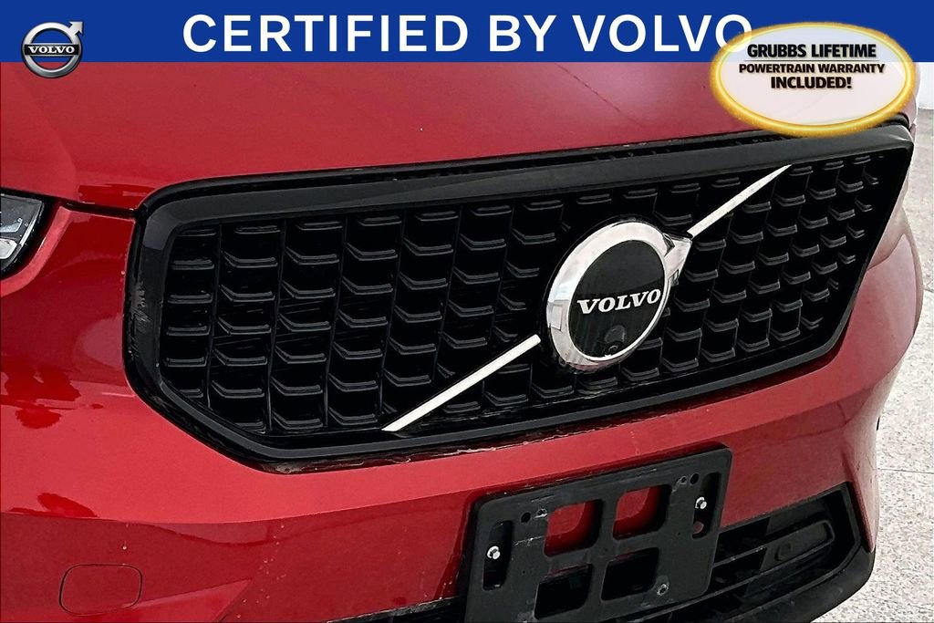 Certified 2023 Volvo XC40 B5 Ultimate w/ Protection Package Premier image 38