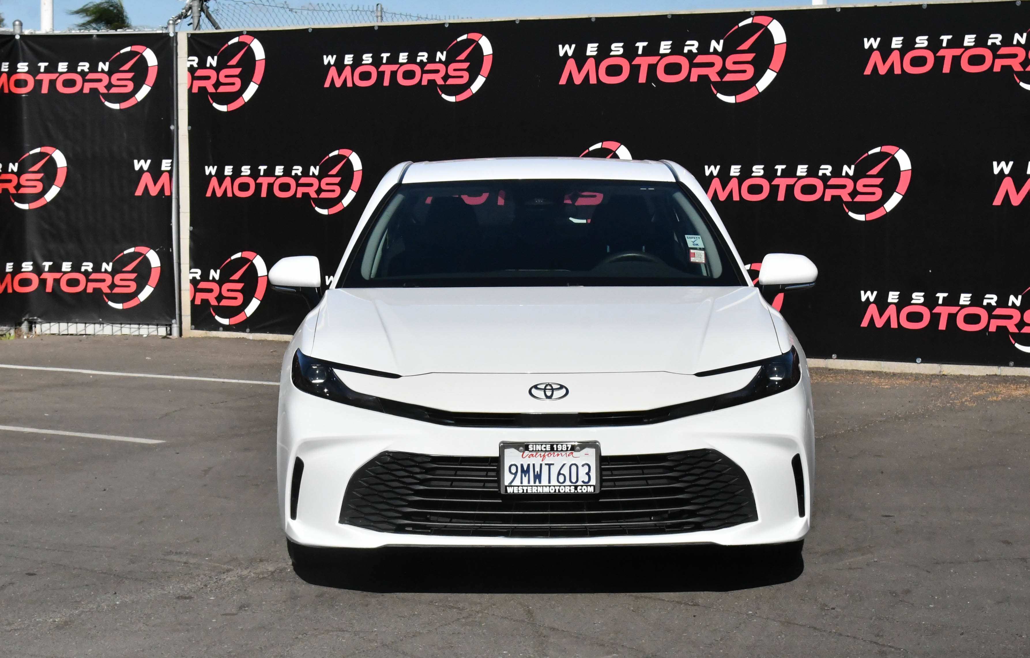 Used 2025 Toyota Camry LE FWD image 2