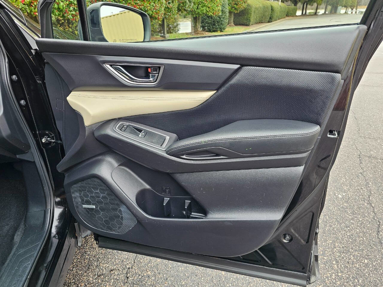 Used 2019 Subaru Ascent Limited image 36