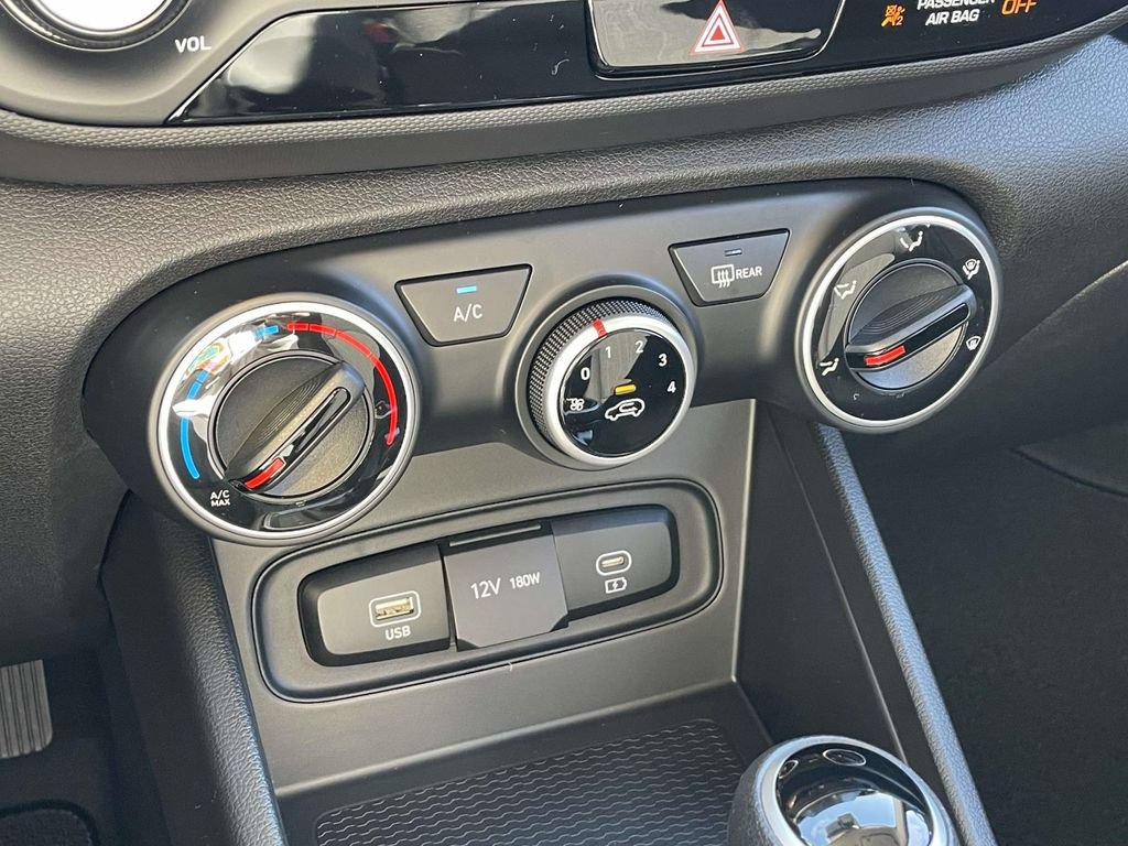 New 2026 Hyundai Venue SE FWD image 29