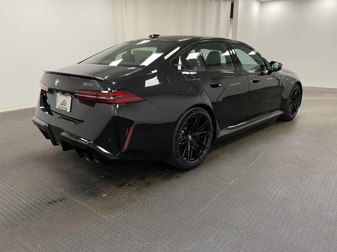 New 2026 BMW M5 w/ Carbon Package image 3