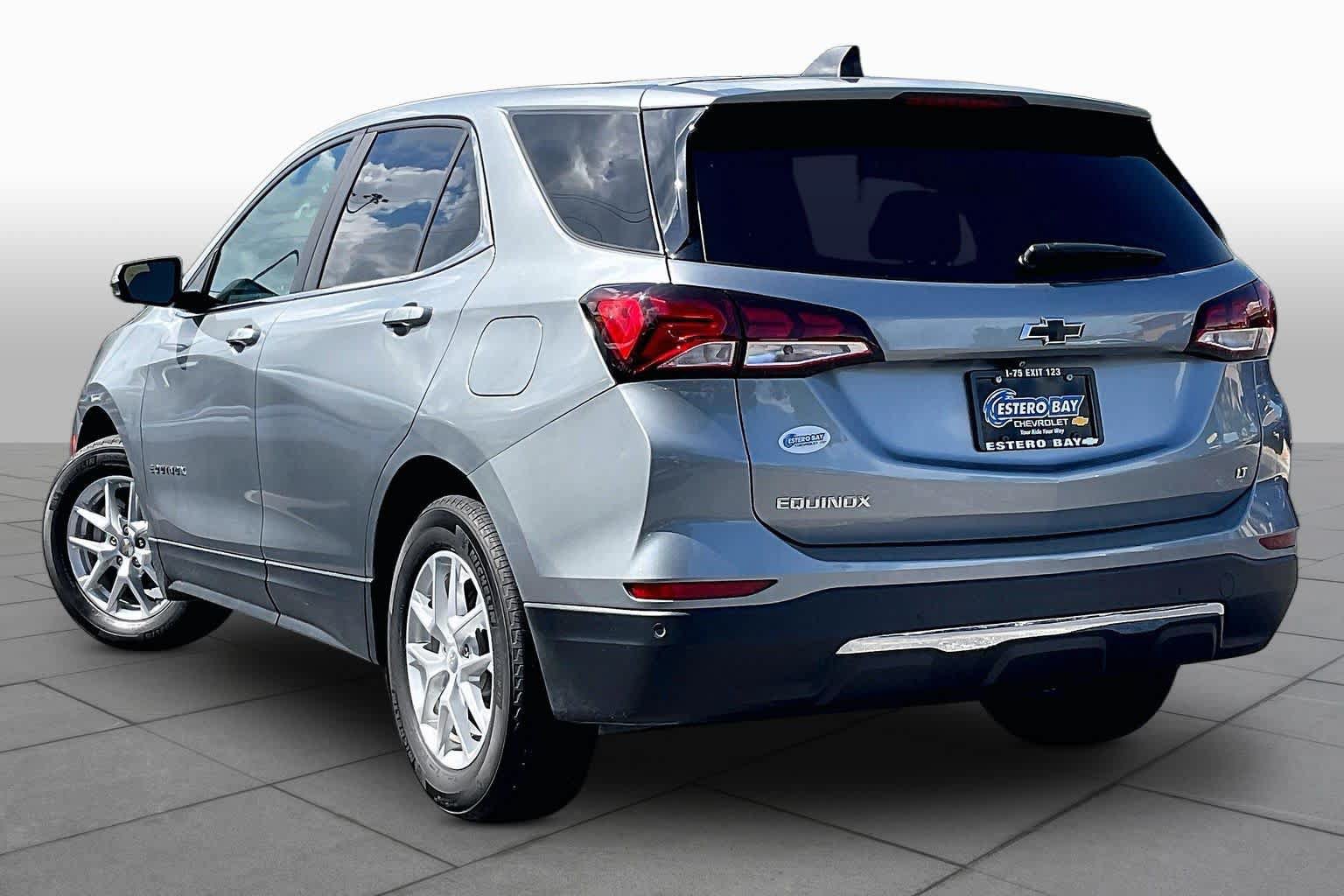 Used 2024 Chevrolet Equinox LT FWD image 12