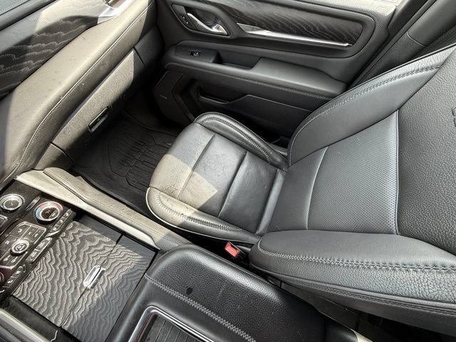 Used 2023 GMC Yukon XL Denali w/ Max Trailering Package AWD/4WD image 6