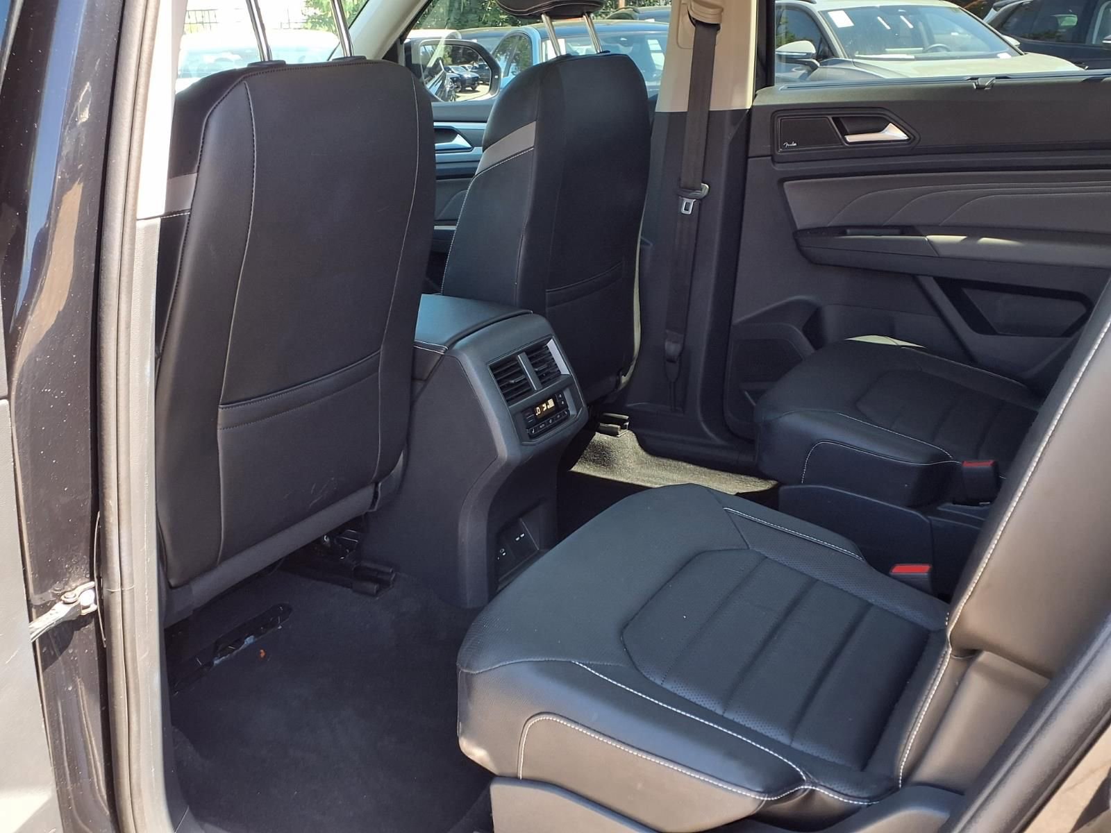 Certified 2023 Volkswagen Atlas SEL Premium AWD/4WD image 19