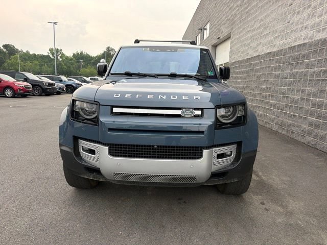 Used 2022 Land Rover Defender 110 SE AWD/4WD image 2