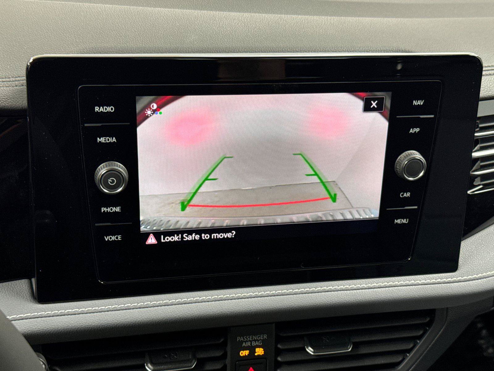 New 2026 Volkswagen Jetta SEL FWD image 17