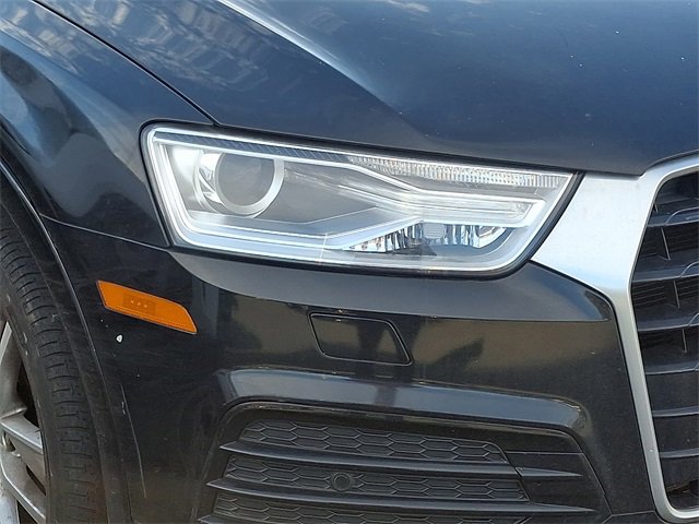 Used 2018 Audi Q3 2.0T Premium w/ Convenience Package image 4