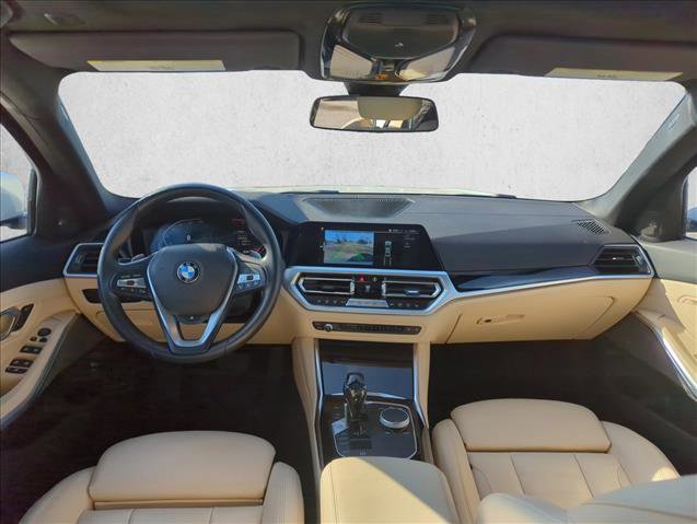 Used 2019 BMW 330i xDrive Sedan w/ Premium Package image 17