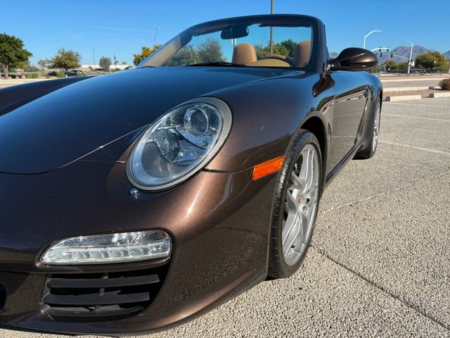 Used 2010 Porsche 911 Carrera 4 image 18
