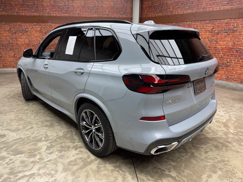 Certified 2026 BMW X5 xDrive50e image 2