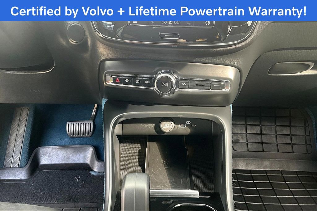 Certified 2023 Volvo C40 P8 Recharge Ultimate image 40