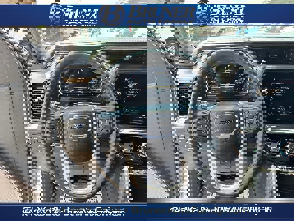 Used 2024 GMC Sierra 3500 Denali w/ Denali Reserve Package image 20