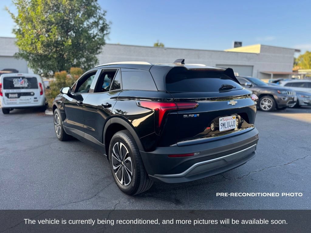 Used 2024 Chevrolet Blazer EV LT AWD/4WD image 3