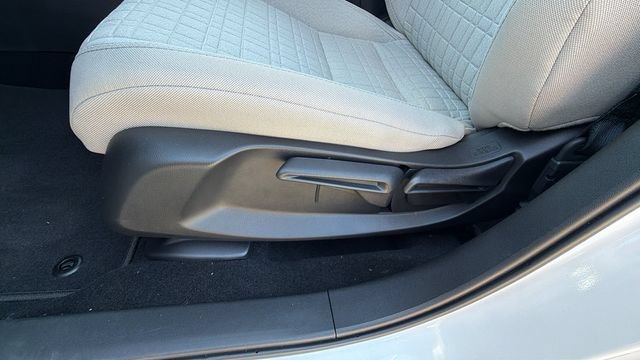 New 2026 Honda HR-V LX image 21