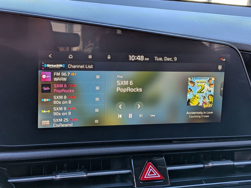 Certified 2024 Kia Niro SX Touring image 19