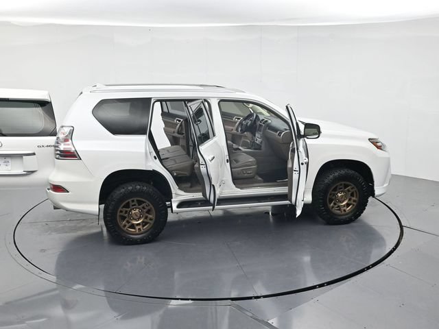 Used 2017 Lexus GX 460 w/ Navigation Package AWD/4WD image 53