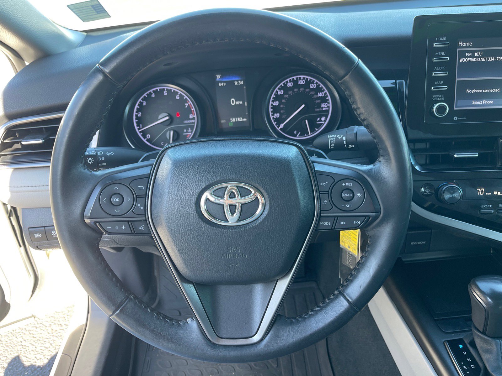 Used 2023 Toyota Camry SE image 7