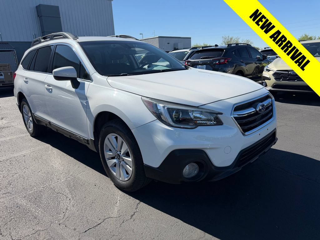 Used 2019 Subaru Outback 2.5i Premium AWD/4WD image 1