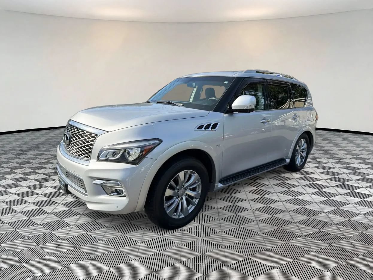 Used 2016 INFINITI QX80 4WD w/ All Season Package image 3