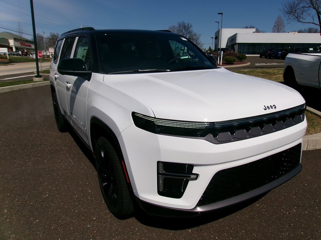 New 2026 Jeep Grand Wagoneer Summit w/ Premium Group III image 2